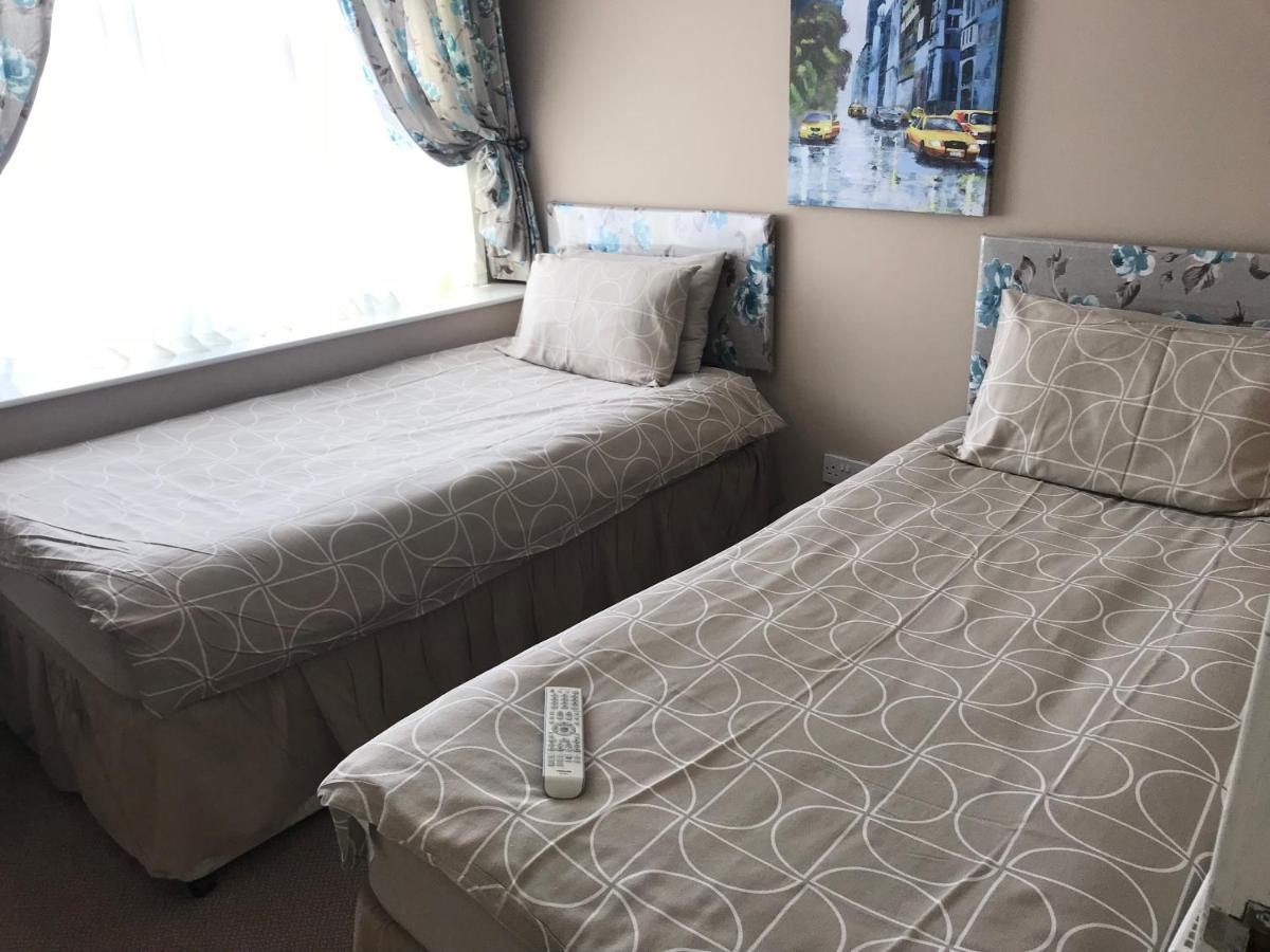 3 Bedroom Self-Catering Holiday Home Степпс Экстерьер фото